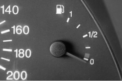 указатель уровня топлива