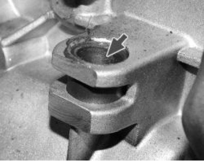 Замените вилку выключения сцепления