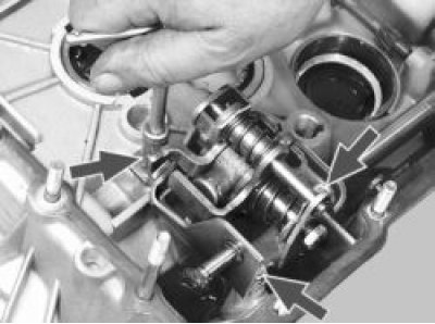 снимите уплотнительную прокладку