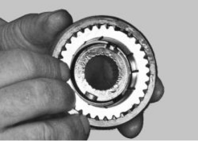 Соберите вторичный вал