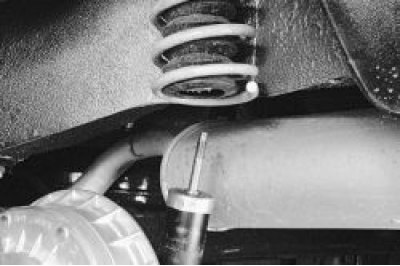 Снимите пружину