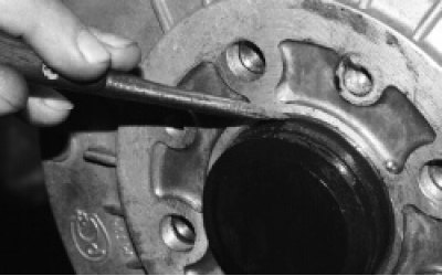 счистите грязь и ржавчину