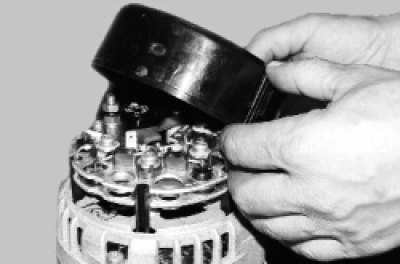 снимите пластмассовый кожух