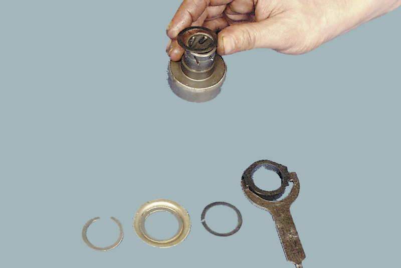 снимите муфту с рычагом