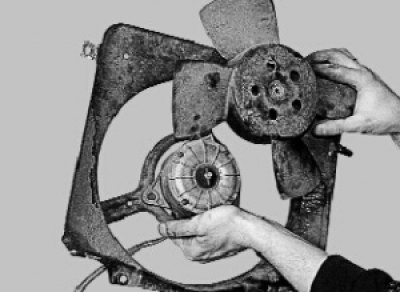 снимите крыльчатку вентилятора