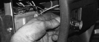 протолкните прикуриватель наружу