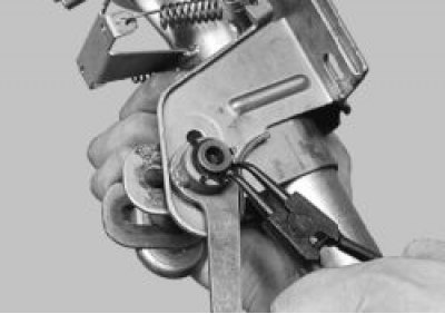 снимите стопорное кольцо